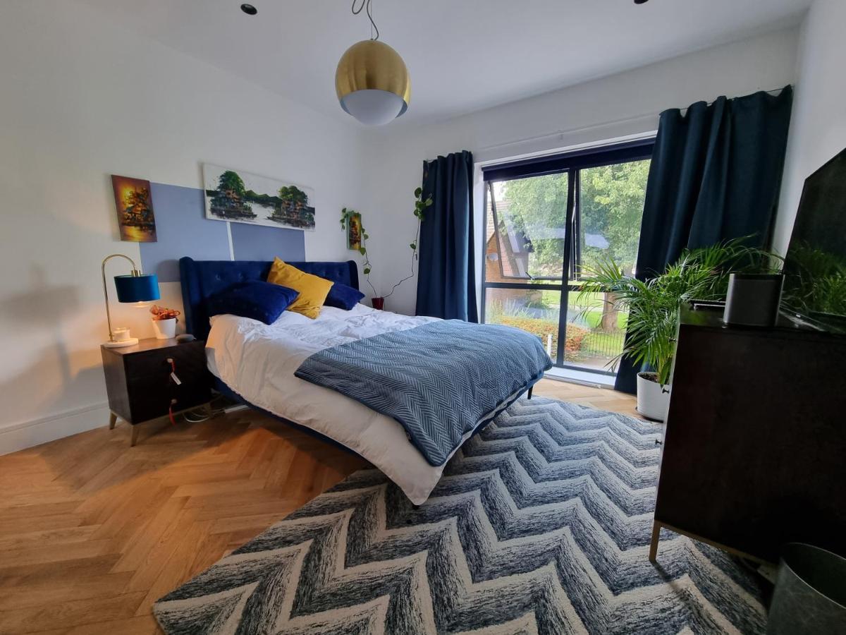 Bright Spacious Apartment In The Park London Exterior foto