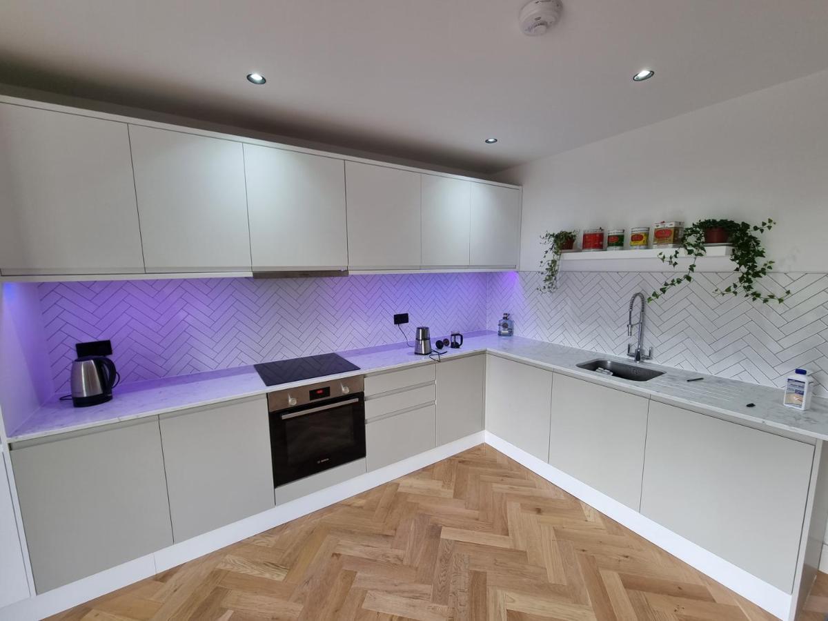 Bright Spacious Apartment In The Park London Exterior foto